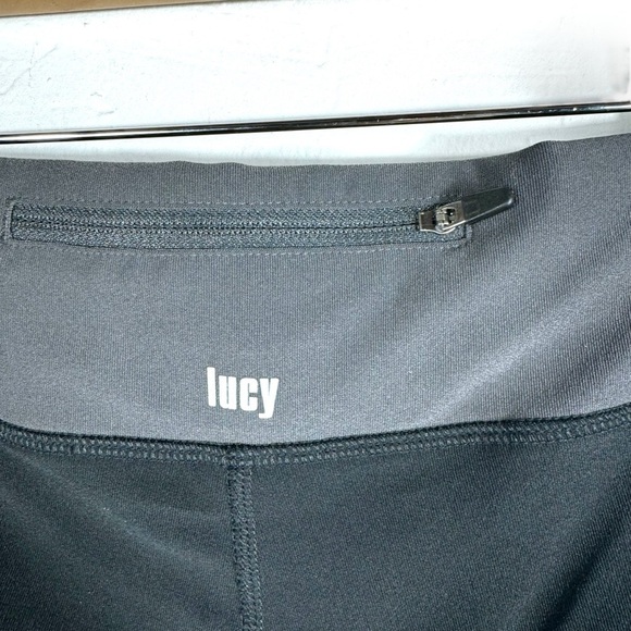 Lucy Tech Mid Rise Knee Length Leggings, Black, Size Large - Picture 7 of 12